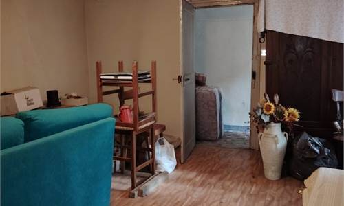 BILOCALE DA RISTRUTTURARE IN CENTRO STORICO